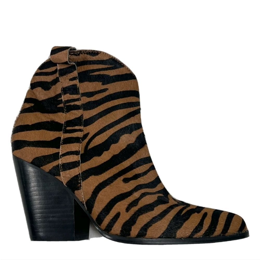 🆕️👢Rebel Wilson Lady Jam Tiger Print Cowboy Boot, Sz 8W